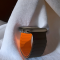 Magnetloop Armband Schwarz/Orange Panzer-Design